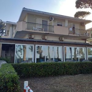 Camera con letto king size